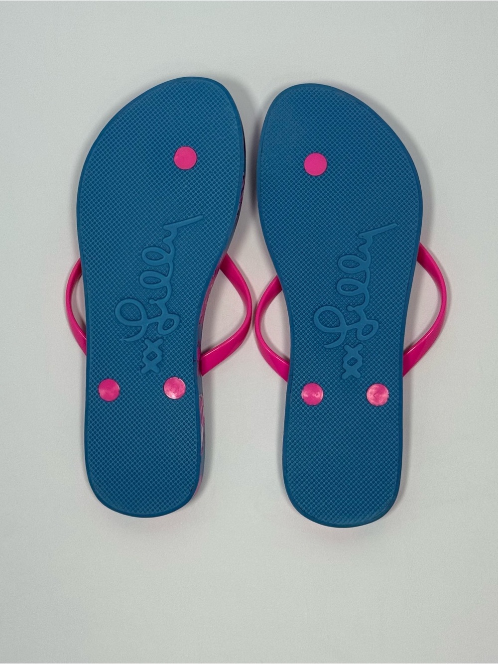 NWOT Lilly Pulitzer Pink Tropical Flip Flops Blue Rhapsody Orchid You Not 9/10 - Picture 2 of 4